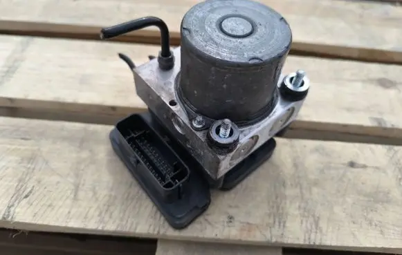 Volkswagen Polo V 6R ABS Pump 2265106508 0265956084