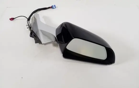 Front door electric wing mirror