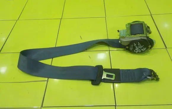 Audi TT Mk1 Front seatbelt 560547200D BEZPIECZENSTWA
