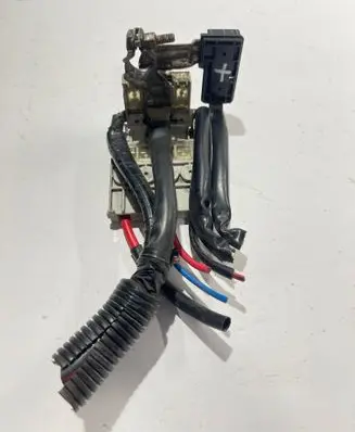 Mitsubishi Outlander Positive wiring loom PA6TG35