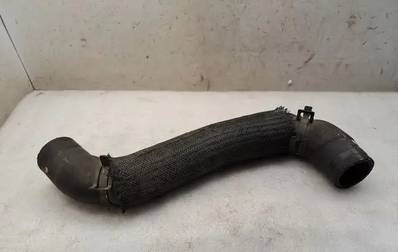 Toyota Avensis T250 Engine coolant pipe/hose 165710G011