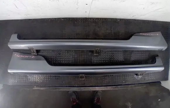 Honda Civic Sill/side skirt trim 