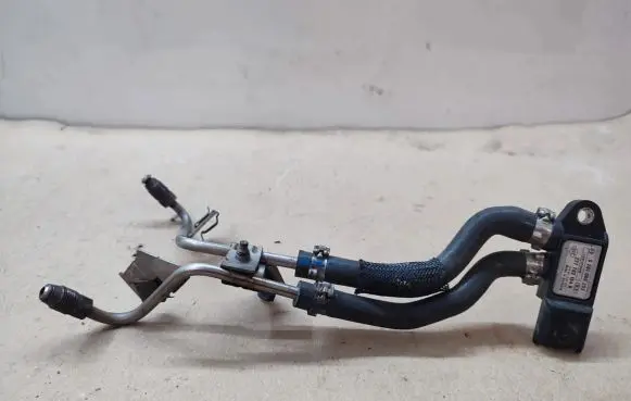 Nissan Qashqai+2 Exhaust gas pressure sensor 0281006252