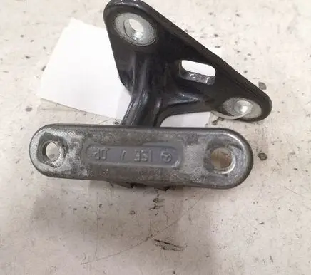 Mercedes-Benz E W211 Front door upper hinge