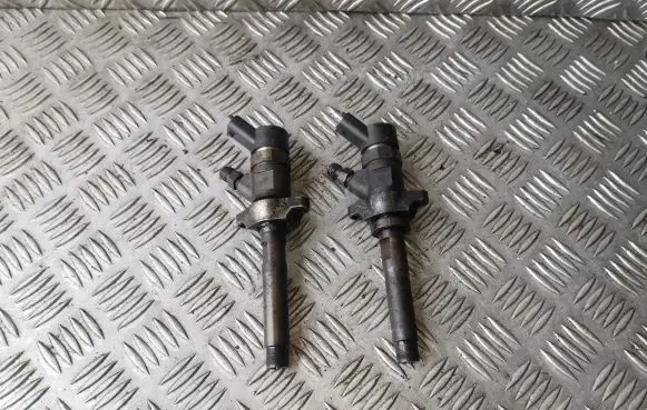 Volvo V50 Fuel injectors set 0445110259