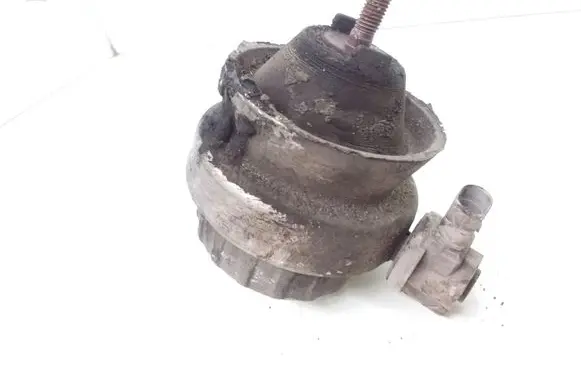 Audi A6 S6 C6 4F Engine mount bracket 4F0199379G