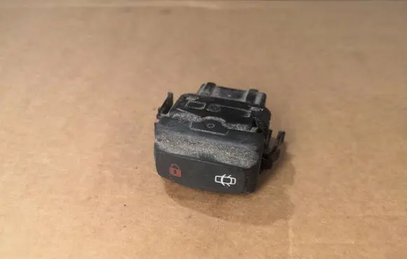 Renault Laguna II Central locking switch button 002446B 2648802