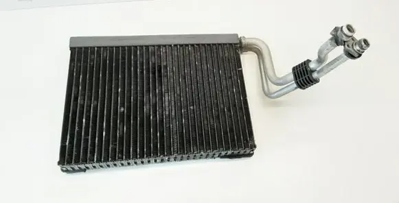 BMW 3 E90 E91 Air conditioning (A/C) radiator (interior) N668618N996 08570603064 60631101L