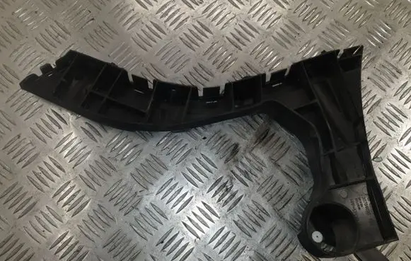 Volvo XC60 Front bumper mounting bracket 30764698