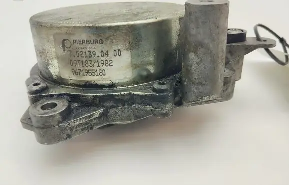 Peugeot 407 Vacuum pump 9671955180 7021390400 308210070
