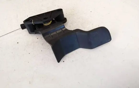 Opel Crossland X Engine bonnet (hood) release handle