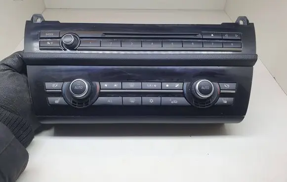 BMW 5 F10 F11 Climate control unit 9263746 90025263