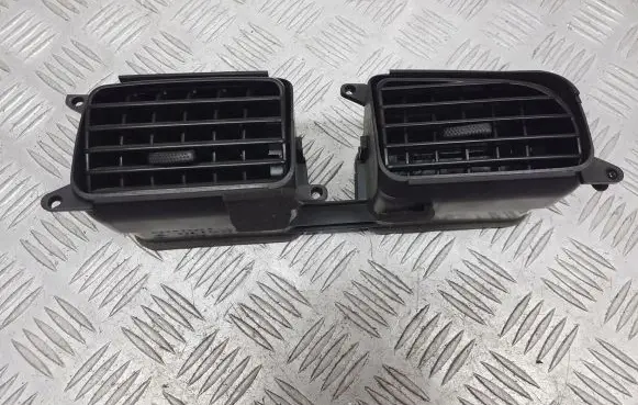 Subaru Legacy Dashboard air vent grill cover trim 