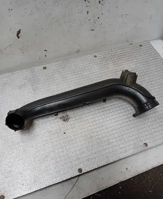 Volkswagen Golf VII Intercooler hose/pipe 04E145673F