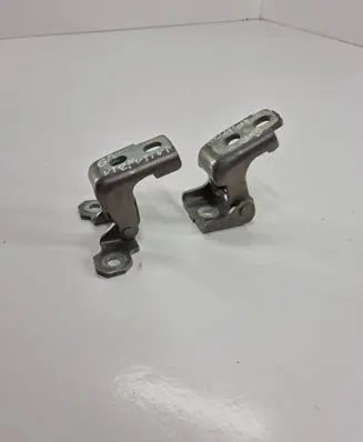 Rear door hinge set