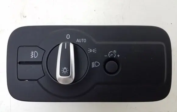Volkswagen Touareg II Light switch 7P6941431