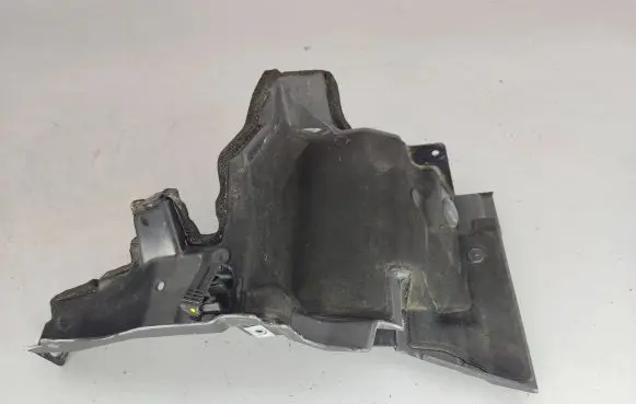 Land Rover Discovery 5 Other engine bay part HPLA6D058AG HPLA01591AG GF14A
