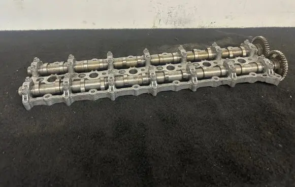 BMW 5 F10 F11 Camshaft 7800044