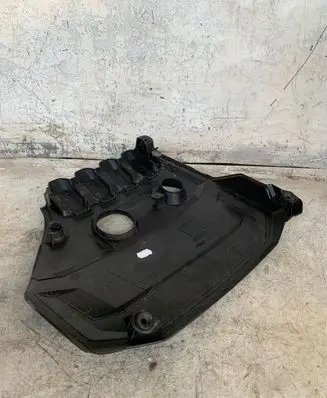 Volkswagen Touran III Engine cover (trim) 05e103925p