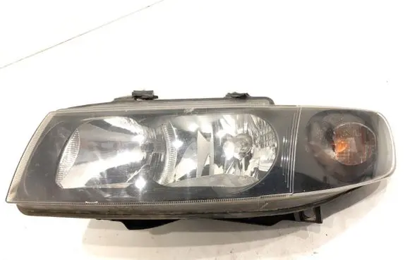 Seat Toledo II (1M) Headlight/headlamp