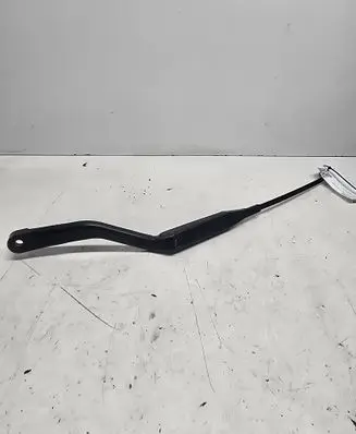 Opel Omega B2 Front wiper blade arm 90493822