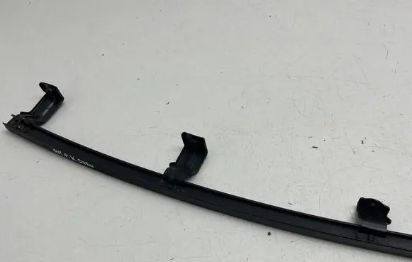 Subaru Outback (BT) Front door windshield rail 61240AN110