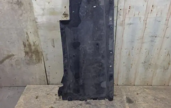Audi A6 C7 Other under body part 4G0825208