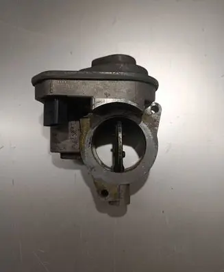 Audi A8 S8 D3 4E Throttle valve 057128063 0031