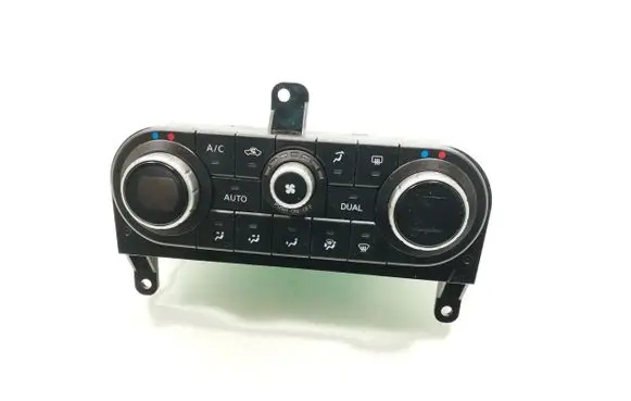 Nissan Qashqai Climate control unit 27500BR47B