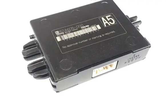 Toyota RAV 4 (XA50) Immobilizer control unit/module 62A605-000