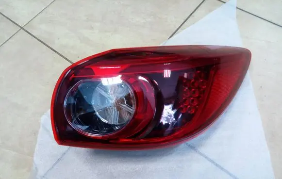 Mazda 3 III Rear/tail lights B45D51150B 22041981 NE70055