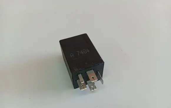Audi 80 90 S2 B4 Other relay 431955531