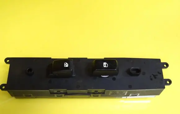 KIA Carnival Electric window control switch 935754D6100T 202004543