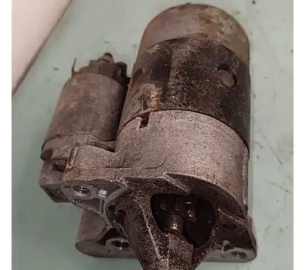 Renault 19 Starter motor M002t