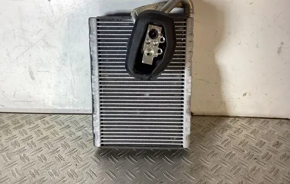 Air conditioning (A/C) radiator (interior)