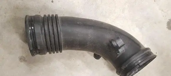 Audi A4 S4 B8 8K Air intake duct part 8T0129600