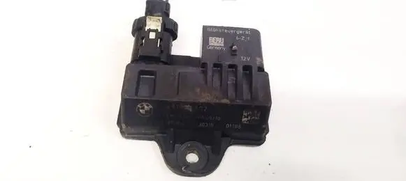 BMW 5 F10 F11 Glow plug pre-heat relay 0522140104 851947202