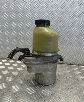 Volkswagen Touran II Power steering pump 1040085003094DD