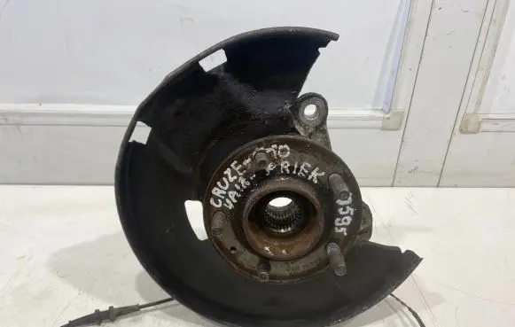 Chevrolet Cruze Front wheel hub spindle knuckle 0204
