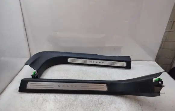 Volvo S90, V90 Front sill trim cover 31377616 31377617
