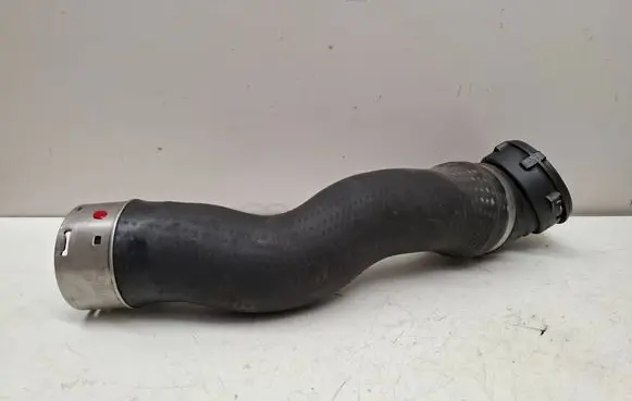 BMW 3 E90 E91 Intercooler hose/pipe 7789048