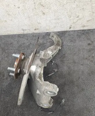 Tesla Model Y Front wheel hub 118831100E 104412100E