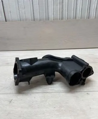 Mercedes-Benz R W251 Air intake duct part A6420901037