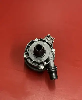 BMW X3 G01 Electric auxiliary coolant/water pump 8608322
