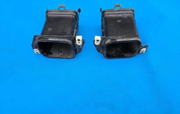 BMW 5 G60 G61 Brake cooling air channel/duct 9883898 9883897