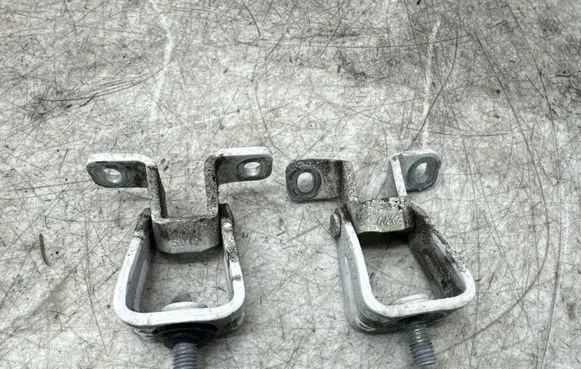 Volkswagen Golf VII Tailgate/trunk/boot hinge