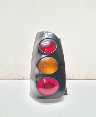 Smart ForTwo I Rear/tail lights 253041L