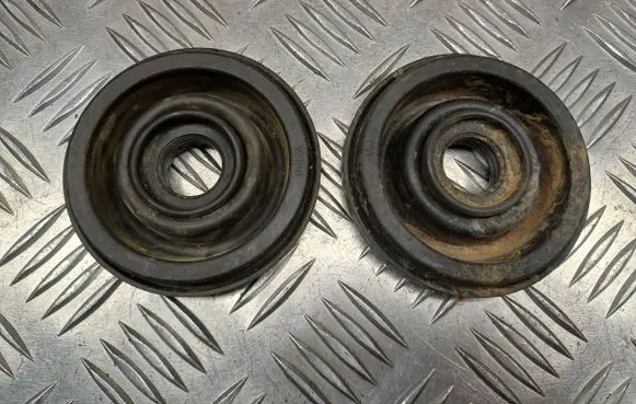 Toyota Yaris Headlight/headlamp dust cover 