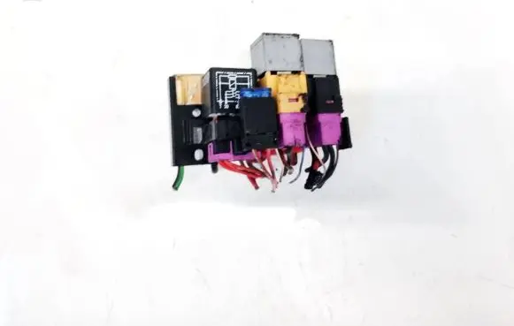 Audi A4 S4 B5 8D Fuse box set 8d0937503c