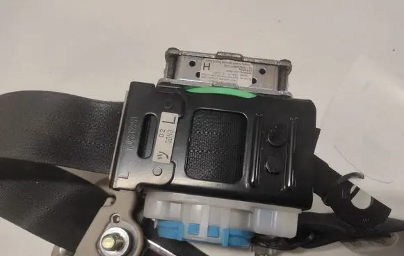 Mazda 6 Front seatbelt 305652810ZZZ TKAH2EH933